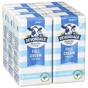 Sữa tươi nguyên chất tiệt trùng Devondale Full Cream Pure Milk của Úc cho trẻ từ 12 tháng tuổi lốc 6 hộp 200ml/hộp