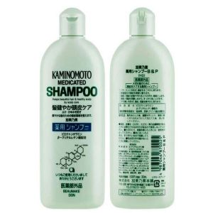 Dầu gội đầu Kaminomoto Medicated Shampoo dành riêng cho tóc yếu, da đầu nhờn, và những người bị bệnh rụng tóc của Nhật Bản